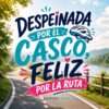 Despeinada por el casco feliz por la ruta