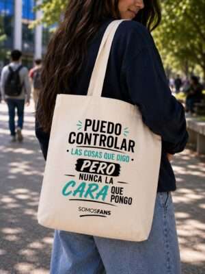 Puedo controlar las cosas que digo pero no la cara que pongo Puedo controlar las cosas que digo pero no la cara que pongo